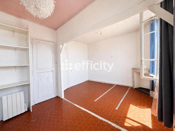 Maison
         3 pièces
        - 51 m² 335 000 € *