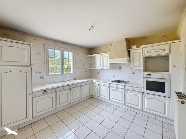 Maison 328 290 € Joué-lès-Tours 3 p 100 m² DPE E