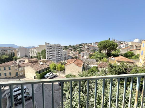 Marseille (13006) Appartement T3/T4 à rénover