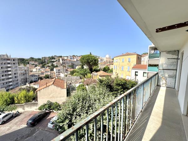 Marseille (13006) Appartement T3/T4 à rénover