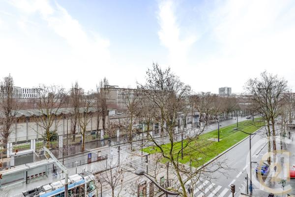 Appartement T3 à vendre  3 pièces - 75,25 m2 PARIS - 75017