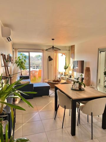 Montpellier La Lironde T3 Dernier étage avec terrasse et garage