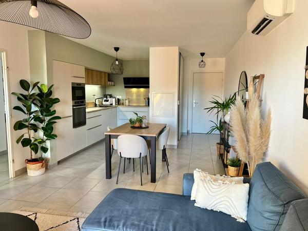 Montpellier La Lironde T3 Dernier étage avec terrasse et garage