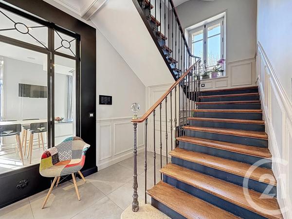 Maison à vendre  10 pièces - 274 m 2   FONTAINEBLEAU  - 77