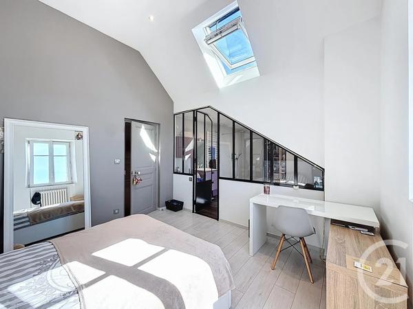 Maison à vendre  10 pièces - 274 m 2   FONTAINEBLEAU  - 77