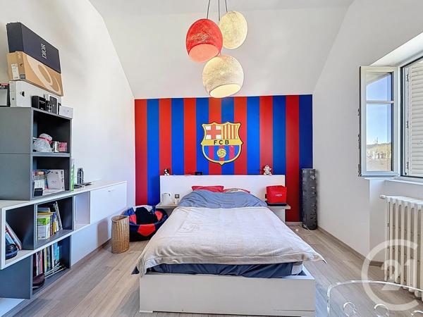 Maison à vendre  10 pièces - 274 m 2   FONTAINEBLEAU  - 77