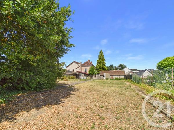 Maison à vendre  5 pièces - 105 m 2   CHARTRES  - 28
