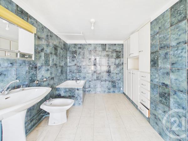 Maison à vendre  5 pièces - 105 m 2   CHARTRES  - 28