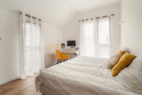 Vente
                Maison195,86 m² - 7 Pièces -
                    SAINT MALO (35400)