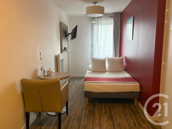 Appartement F1 à vendre  1 pièce - 16 m 2   MASSY  - 91