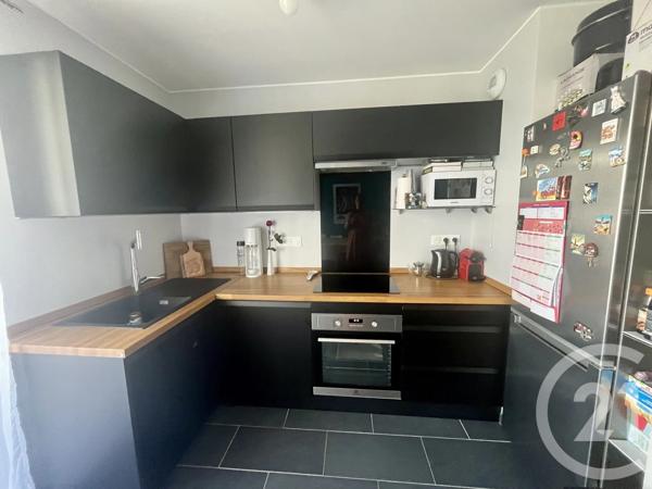 Appartement F2 à vendre  2 pièces - 43 m 2   LES ULIS  - 91