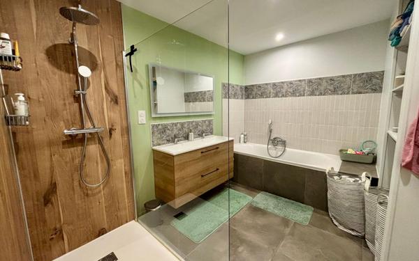 Maison à vendre    4 pièces •  Castres