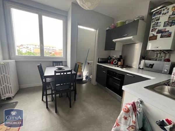 Appartement à louer 2 pièces 47.85m²