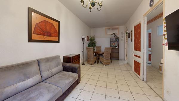 Maison de charme de 100m² au coeur de ville. Emplacement idéal (sans jardin!)