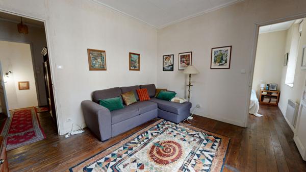 Maison de charme de 100m² au coeur de ville. Emplacement idéal (sans jardin!)