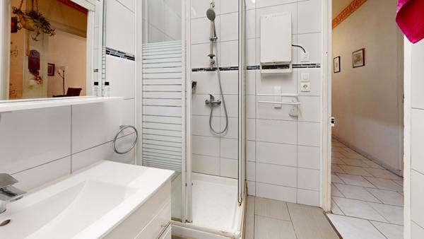 Maison de charme de 100m² au coeur de ville. Emplacement idéal (sans jardin!)