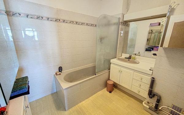 Appartement à vendre    5 pièces • 98 m2 Joué-lès-Tours