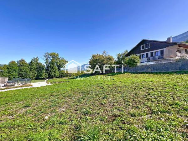 Terrain constructible viabilisé 568 m²