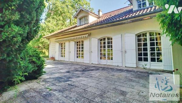 Maison à Vendre à Cénac (33360) en Gironde (33).

Située au calme belle maison style ile de F...