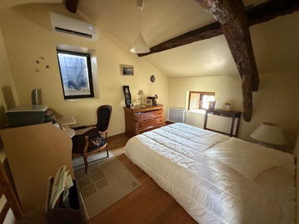 Maison à louer 650 € CC Mauroux 3 p 100 m² DPE C