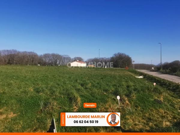 Terrain à vendre de 636,00 m² LA GENEYTOUSE (87)