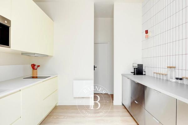 Paris 8ème, Appartement  77 m² à vendre