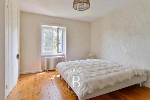 Chessy, Propriété 7 Chambres -  348 m² à vendre