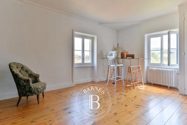 Chessy, Propriété 7 Chambres -  348 m² à vendre