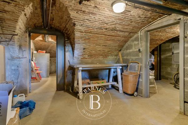 Chessy, Propriété 7 Chambres -  348 m² à vendre