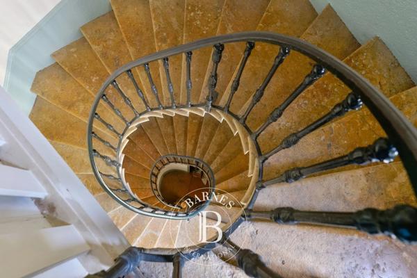 Chessy, Propriété 7 Chambres -  348 m² à vendre