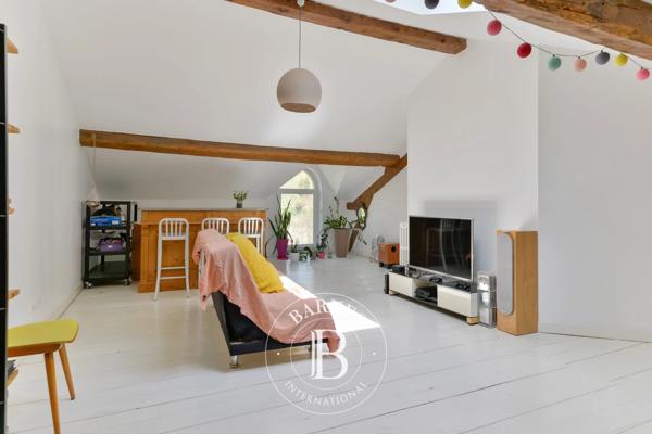 Chessy, Propriété 7 Chambres -  348 m² à vendre