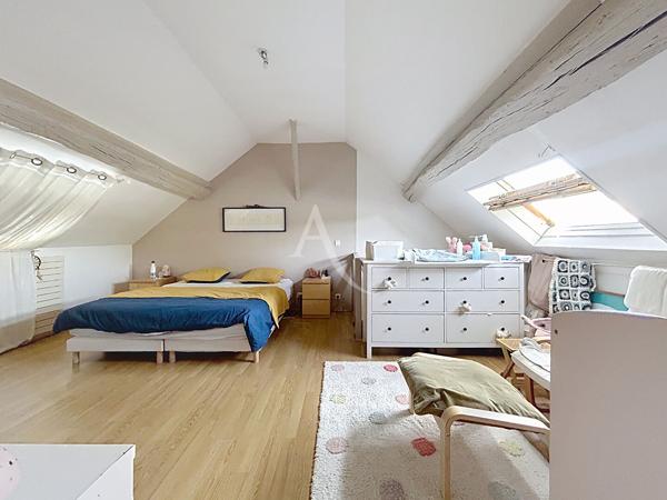 Maison de charme ? Le Mée-sur-Seine, quartier Le Mée Village