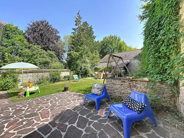 Maison de charme ? Le Mée-sur-Seine, quartier Le Mée Village