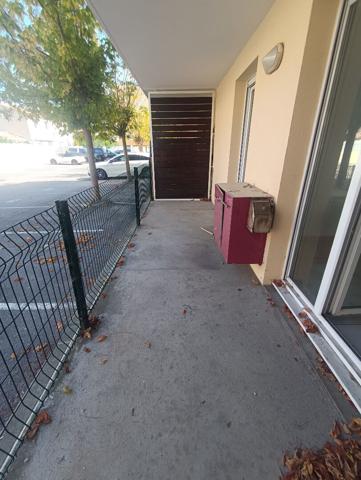 Frontignan - Appartement T2 de 35M² avec terrasse et stationnements