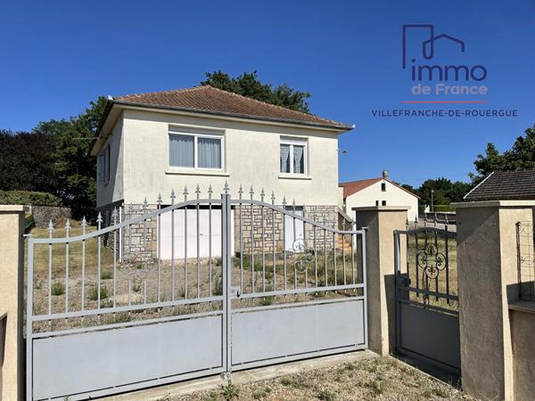 Villeneuve, maison 3 chambres sur 977 m² de terrain proche de toutes commodités à pied