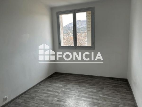 Location Appartement 3 pièces 51.81 m² - 12 AVENUE DU MARECHAL JUIN Digne-les-bains 04000