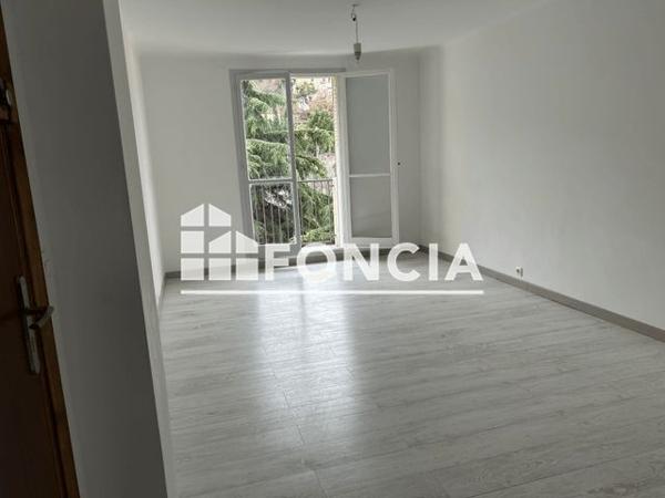 Location Appartement 3 pièces 51.81 m² - 12 AVENUE DU MARECHAL JUIN Digne-les-bains 04000