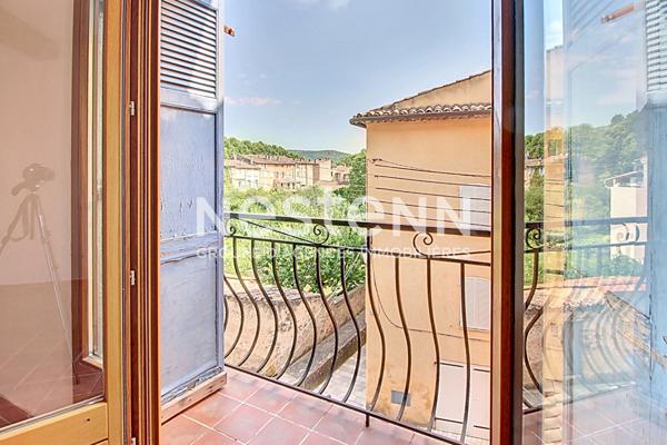 A VENDRE ! SALERNES Appartement 2 pièces de 44 m² lumineux