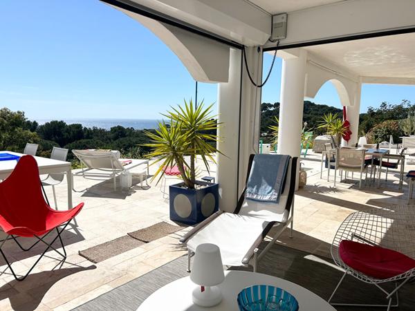Villa Hyeres 6 pièce(s) 180 m2