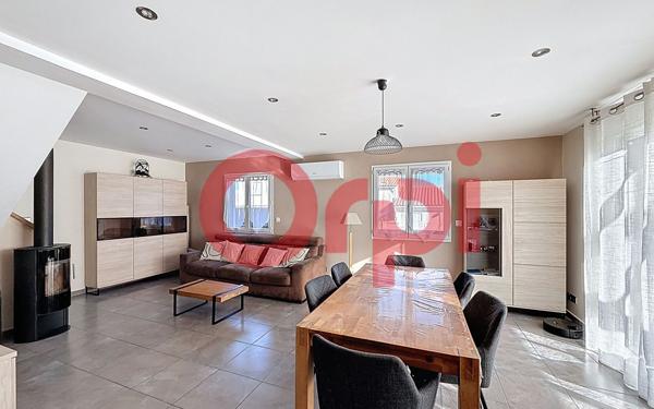 Maison à vendre    5 pièces • 105 m2 Bages