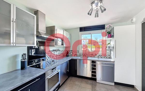 Maison à vendre    5 pièces • 105 m2 Bages