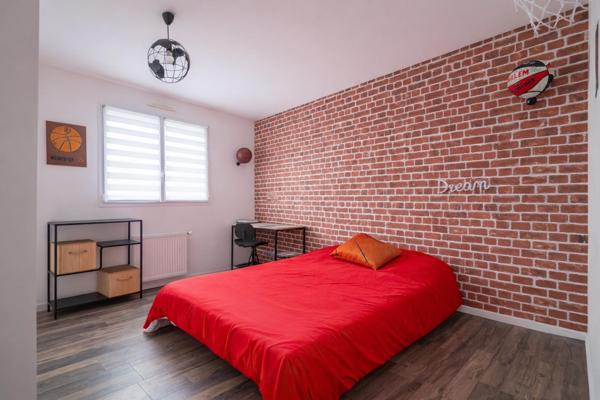 Maison à CHANGE, 72560 - 5 pièces 110m²