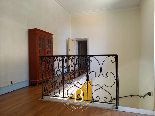 Fontenay-le-Comte, Manoir 7 Chambres -  363 m² à vendre