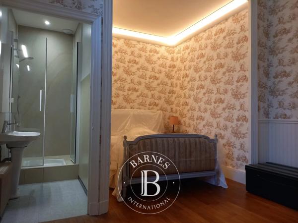 Fontenay-le-Comte, Manoir 7 Chambres -  363 m² à vendre