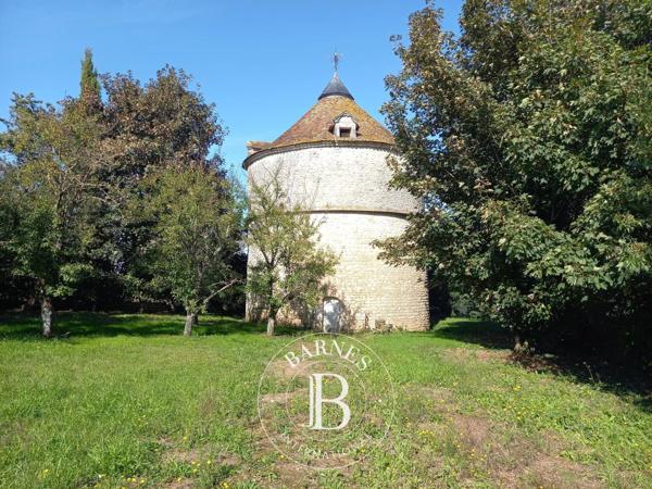 Fontenay-le-Comte, Manoir 7 Chambres -  363 m² à vendre