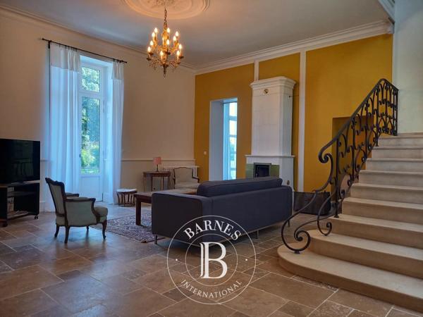 Fontenay-le-Comte, Manoir 7 Chambres -  363 m² à vendre