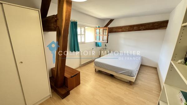 Maison
                                                                                                                                                                                                                                                                                                                        7 pièce(s)                                                                                                                                                                                                          4 chambre(s)                                                                                                                                                                                                          180  m²