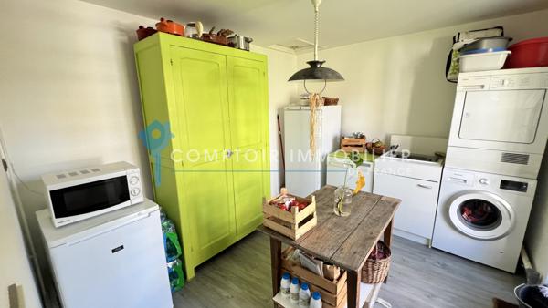 Maison
                                                                                                                                                                                                                                                                                                                        7 pièce(s)                                                                                                                                                                                                          4 chambre(s)                                                                                                                                                                                                          180  m²