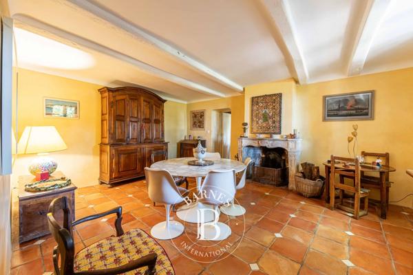 Aix-en-Provence, Propriété 4 Chambres -  304 m² à vendre
