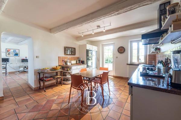 Aix-en-Provence, Propriété 4 Chambres -  304 m² à vendre